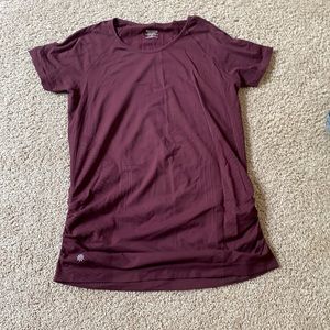 Athleta top size L